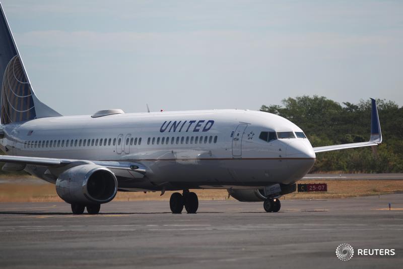 United Air Hits Pause On Changes To Bonus Program After Employee Uproar Canadian Hr Reporter